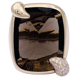 Pomellato-Pomellato ring, “Ritratto”, Pink gold, smoky quartz and diamonds.-Other