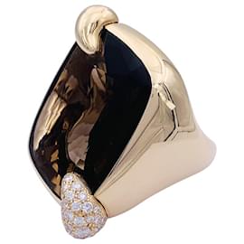 Pomellato-Pomellato ring, “Ritratto”, Pink gold, smoky quartz and diamonds.-Other
