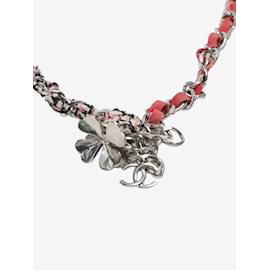 Chanel-Rosa verflochtene Halskette mit Kleeblatt-Anhänger-Pink