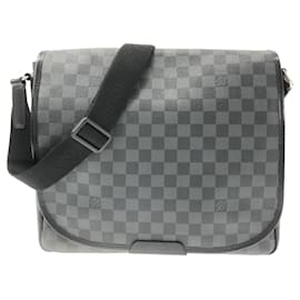 Louis Vuitton Monogram Mini  Crossbody Bag Leather ref.297963 - Joli  Closet
