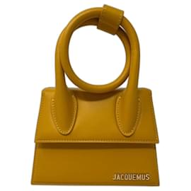 Jacquemus-Bolsa modelo Jacquemus Le Chiquito Noeud-Mostarda