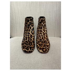 Christian Louboutin-CHRISTIAN LOUBOUTIN  Ankle boots T.eu 40 Pony-style calf leather-Brown
