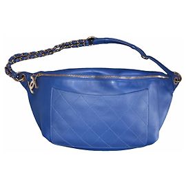 Chanel x PHARRELL WILLIAMS Bolsa com cinto Azul Gold hardware