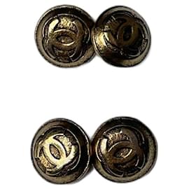 Chanel-Pair of cufflinks in aged gold metal with Chanel logo-Gold hardware
