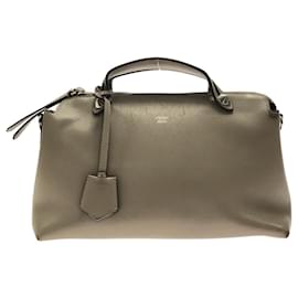 Fendi-Fendi Au fait Moyen-Gris