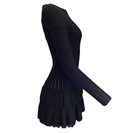 Alaïa-Alaia Pull noir en tricot de laine à manches longues et col bateau-Noir