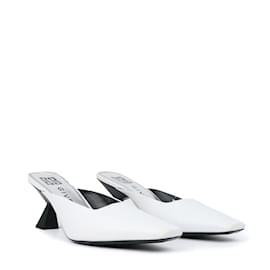 Givenchy-Givenchy sandals-White