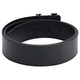 Louis Vuitton-Ceinture Louis Vuitton LV Initiales en Cuir Epi Noir-Noir