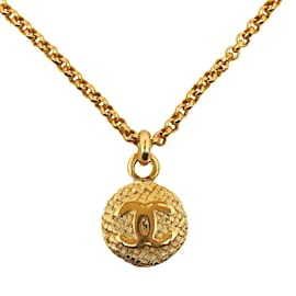Chanel-CC Logo Medallion Pendant Necklace-Golden
