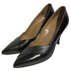 Hermès ***Escarpins HERMES V coupés Noir