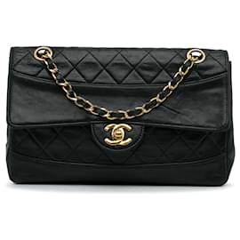 CHANEL HOBO HANDBAG IN BLACK QUILTED LEATHER LOGO CC QUILTED BAG PURSE  ref.517750 - Joli Closet