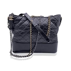 Chanel-Grand sac à bandoulière Hobo Gabrielle en cuir matelassé noir-Noir