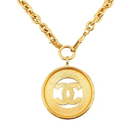 Chanel-Collar con colgante de medallón CC Sunburst-Dorado