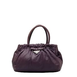 Prada Handtasche aus Leder mit Schleife Lila