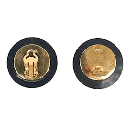 Chanel-Quilted CC Clip On Earrings-Black