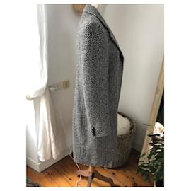 Wool and cashmere hoodie decorated with fox fur in dusty rose (long length)
