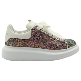 Alexander Mcqueen-Alexander McQueen – Übergroße Sneakers mit mehrfarbigem Glitzer-Mehrfarben