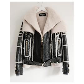 Louis Vuitton Silk, Shearling & Down Jacket. Size 34FR
