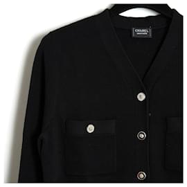 Chanel-Strickjacke aus schwarzer Wolle mit silbernen Löwenkopfknöpfen FR36-Schwarz