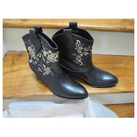Autre Marque-botas de cuero negro , bordados y lentejuelas, Pointure 36.-Negro