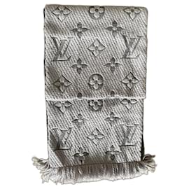 Louis Vuitton business bag new Grey Leather ref.144034 - Joli Closet