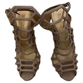 Schutz Sandales Beige