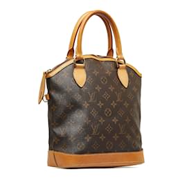 Louis Vuitton Limited Edition Gold Monogram Miroir Papillon Bag - Yoogi's  Closet