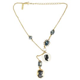Oscar de la Renta Collier en or avec breloques oversizees et détails de bijoux Doré