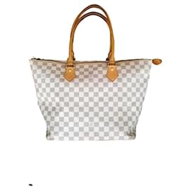 Louis Vuitton-Tote-Eggshell
