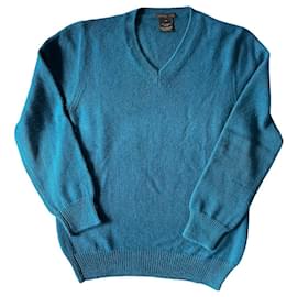 Louis Vuitton Embroidered Logo Shirt in Light Blue Cotton ref.957781 - Joli  Closet