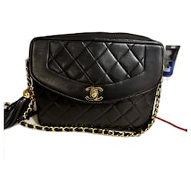 Chanel-Petit sac pour appareil photo avec pompon-Noir