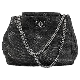 Chanel-Python leather tote bag-Black