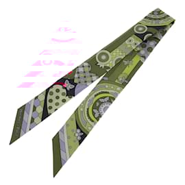 Hermès-Les Murmures De La Foret Silk Twilly Scarf 063005S 08-Red