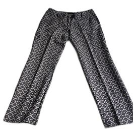 Weekend Max Mara capri Eggshell