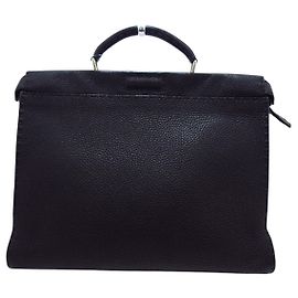 Fendi Peekaboo Preto
