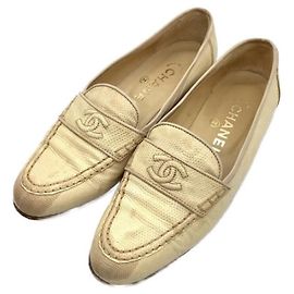 Mocassins Chanel blancs Blanc