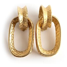 Givenchy-Earrings-Golden