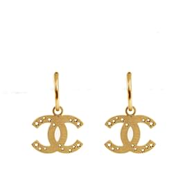 Chanel-Golden open stars CC on hoops-Doré