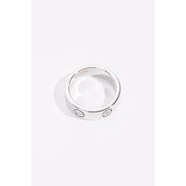 Louis Vuitton Empreinte Ring, White Gold Grey. Size 54