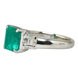 & Other Stories-Luxuness Pt900 Esmeralda Platina 2.60CT Diamond 0.38Tamanho do anel CT 16 Anel de metal em bom estado-Prata