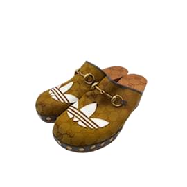 Autre Marque GUCCI X ADIDAS Mules & sabots T.CA 38 chiffon Camel