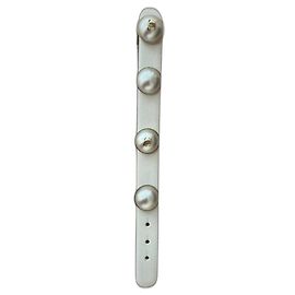Chanel Armband aus Leder Eggshell Aus weiß