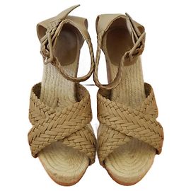 Hermès Beige Cloth Sandals Beige