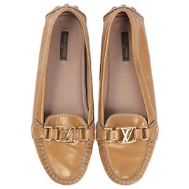 LOUIS VUITTON  Flats EU 38.5 Patent leather Beige