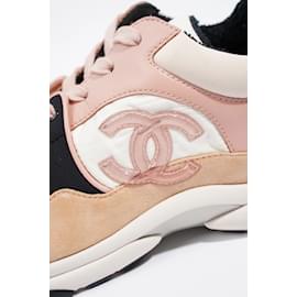 Chanel-Chanel CC Runner Pink / white / Beige Suede EU 40 Uk 7-Beige