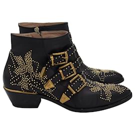 Chloé-Chloé Susanna Studded Ankle Boots in Black Leather-Black