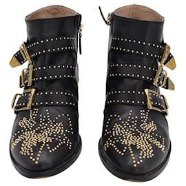 Chloé-Ankle boot Chloe Susanna com tachas em couro preto-Preto