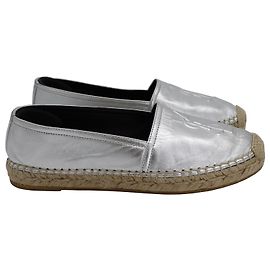 Saint Laurent Espadrilles mit Metallic-Logo in Knitteroptik aus silbernem Leder Silber Metallisch