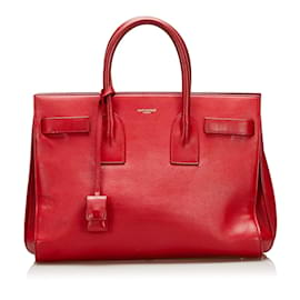 Yves Saint Laurent-Sac de Jour Handtasche aus Leder 324823-Rot