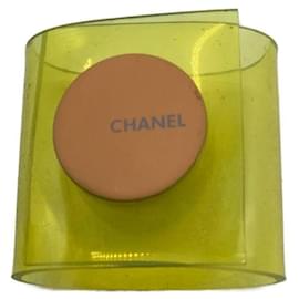 Chanel-***Bague en caoutchouc CHANEL-Jaune